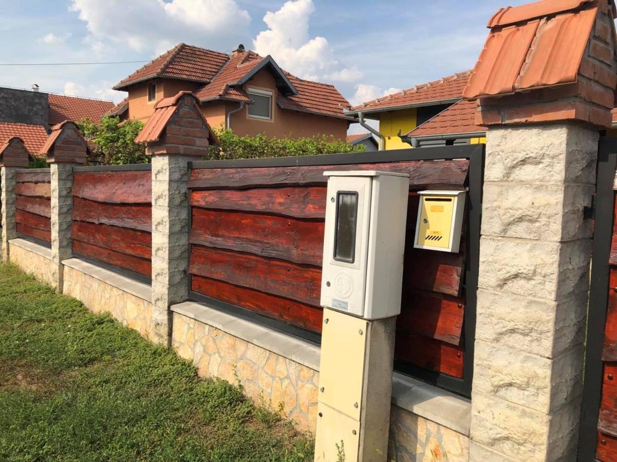 Lux Hus Novi Sad Daire Veternik Dış mekan fotoğraf